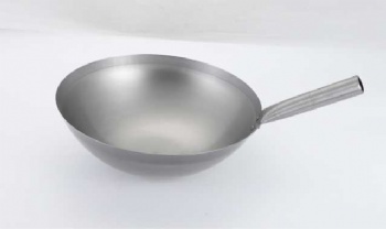 WOK WITH IRON HANDLE